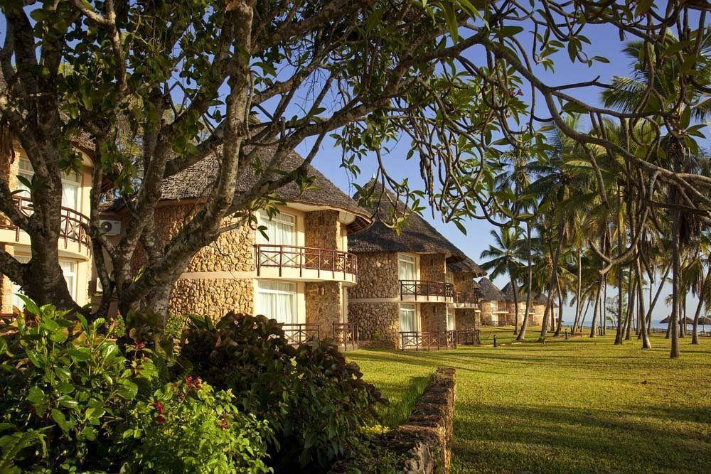 Ledger Plaza Bahari Beach Dar es Salaam Exterior photo