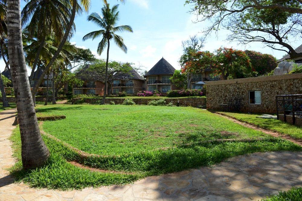 Ledger Plaza Bahari Beach Dar es Salaam Exterior photo