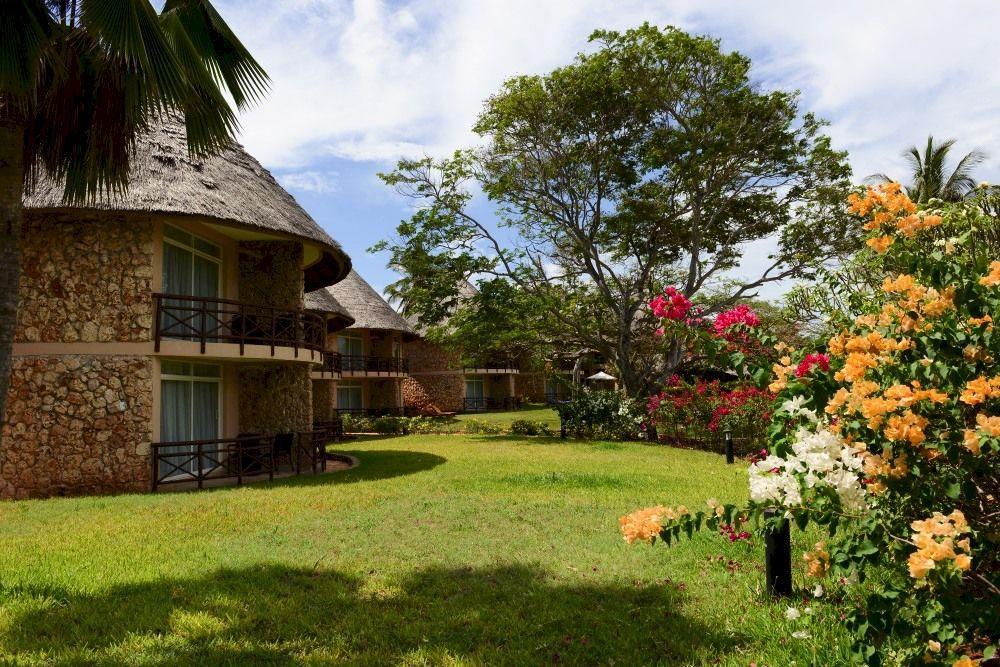 Ledger Plaza Bahari Beach Dar es Salaam Exterior photo