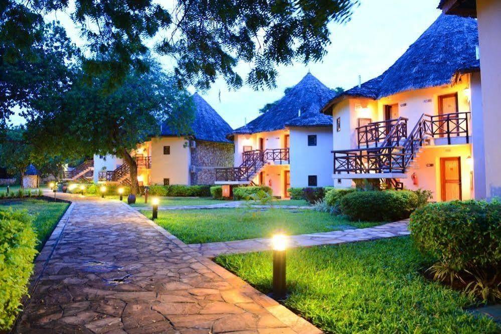Ledger Plaza Bahari Beach Dar es Salaam Exterior photo